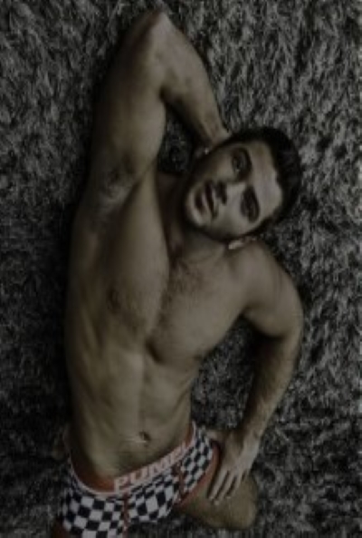 Roman Charleston male exotic dancer for hire